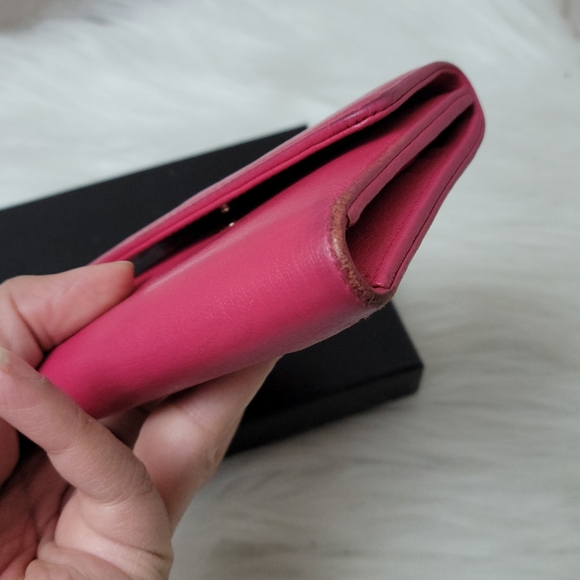 100% Authentic CHANEL CC logo leather wallet - Picture 7 of 13